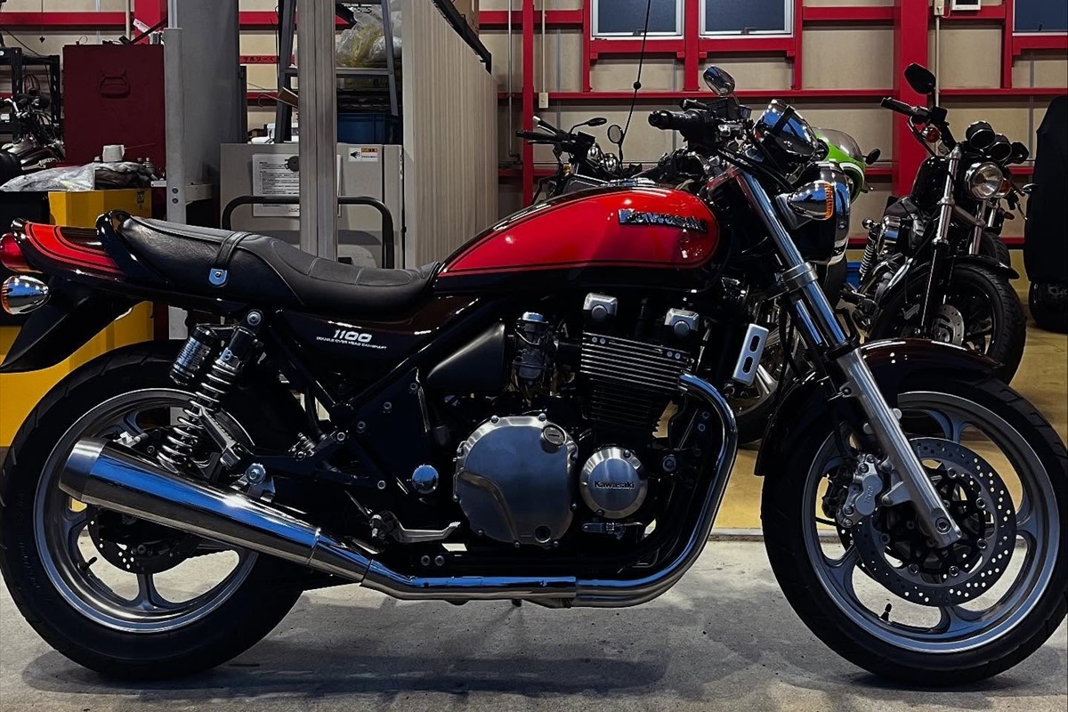 ZEPHYR1100 ZR1100A6S
