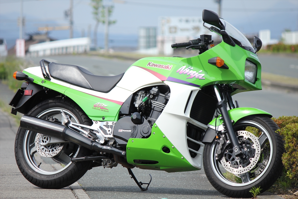 GPZ900R A12